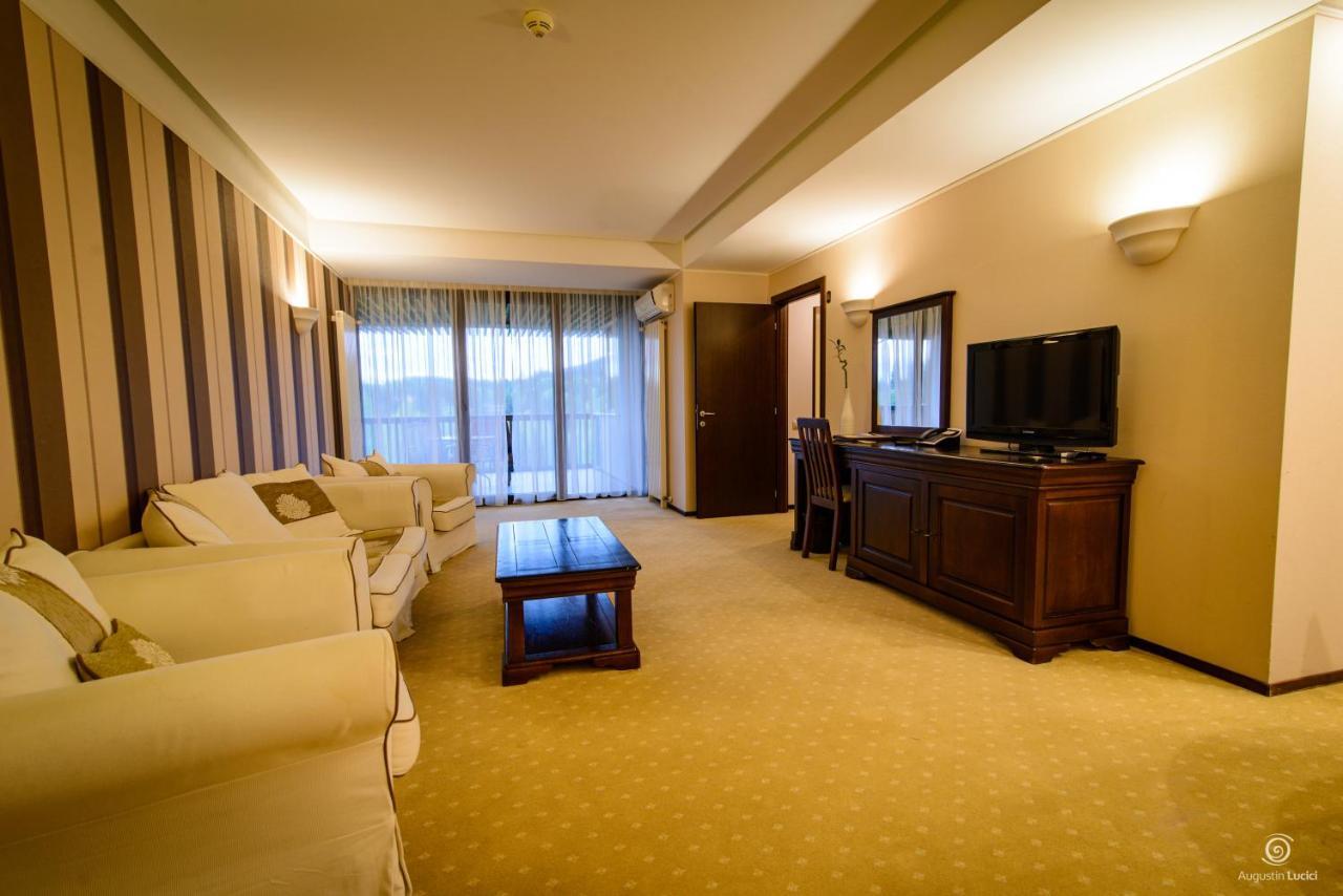 Apartament Alpin Resort Etaj 7 波亚纳布拉索夫 外观 照片