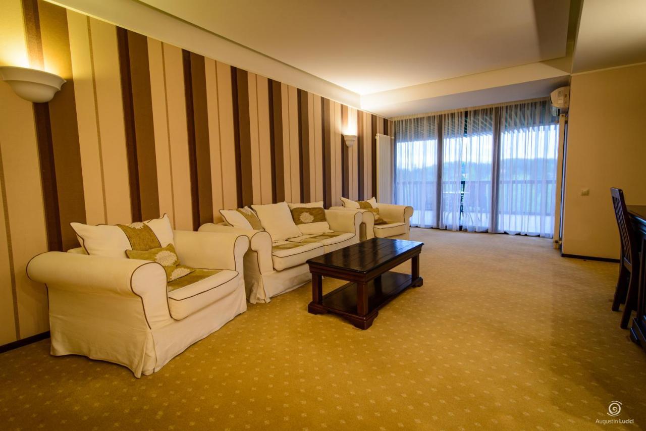 Apartament Alpin Resort Etaj 7 波亚纳布拉索夫 外观 照片