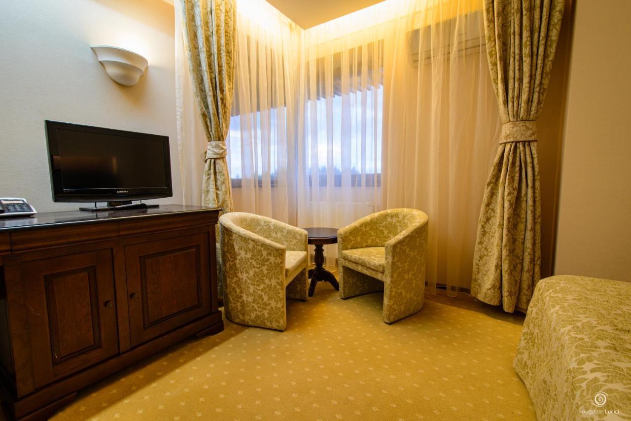 Apartament Alpin Resort Etaj 7 波亚纳布拉索夫 外观 照片